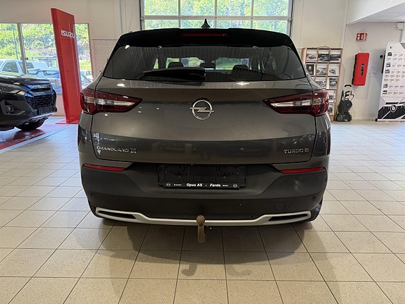 Opel Grandland X 4 of 5