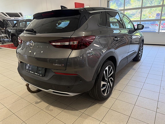 Opel Grandland X 3 of 5