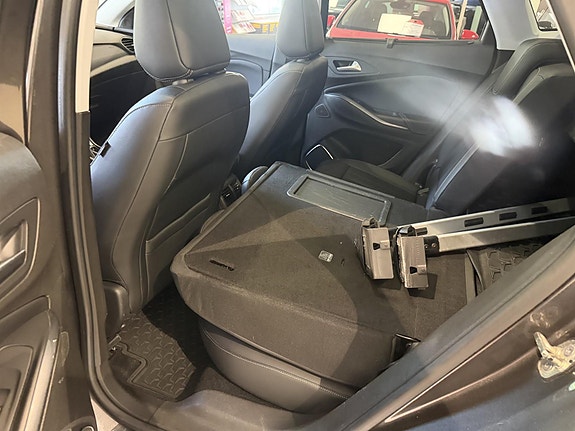 Opel Grandland X 23 of 25