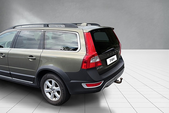 Volvo XC70 3 of 5