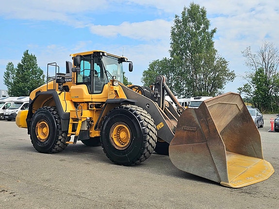 Volvo L180H, 2014 Mod, Kun 12665 timer, 4 helt nye dekk, Ny service, Ny sertifisering. 8 of 30