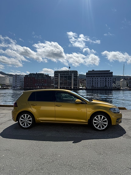 Volkswagen Golf VII 5 of 5