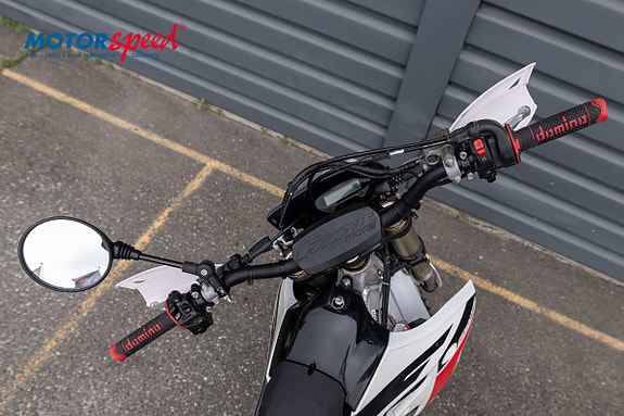 Fantic XEF 450 Enduro 7 of 8