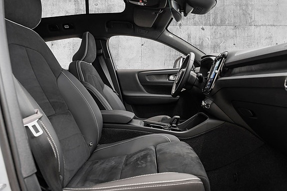 Volvo C40 30 of 30