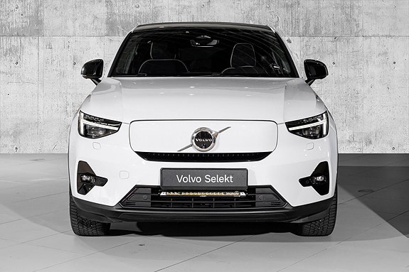Volvo C40 3 of 30