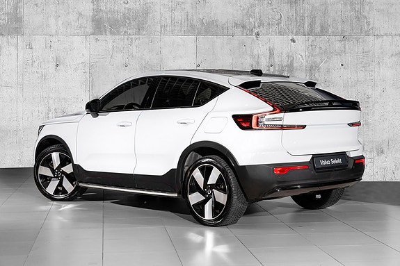 Volvo C40 2 of 30