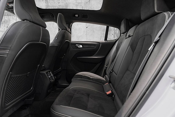 Volvo C40 15 of 30