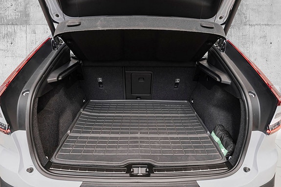 Volvo C40 27 of 30