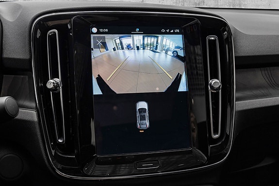 Volvo C40 24 of 30