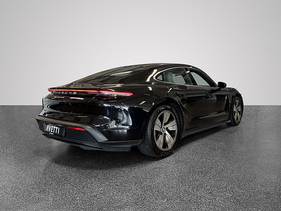 Porsche Taycan 5 of 5