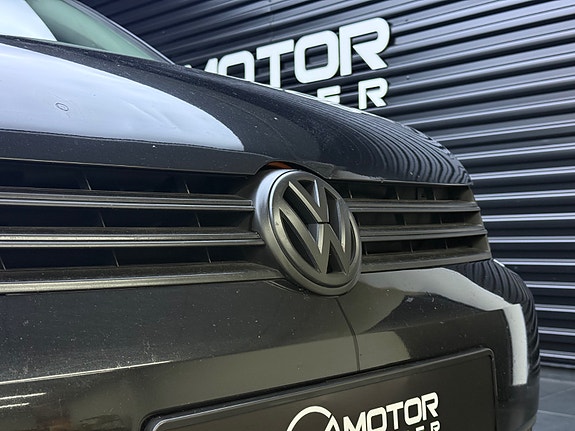 Volkswagen Touran 5 of 5