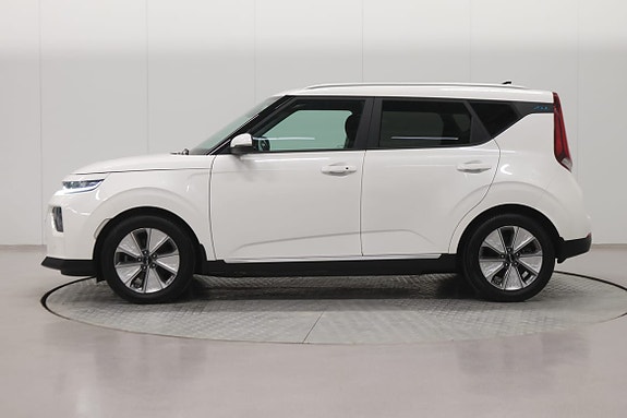 Kia e-Soul 2 of 5