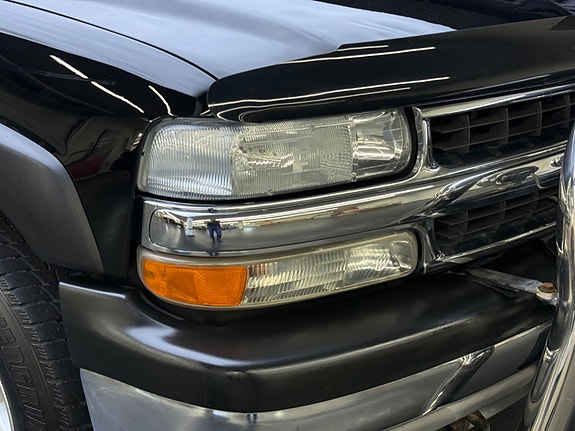 Chevrolet Tahoe 5 of 5