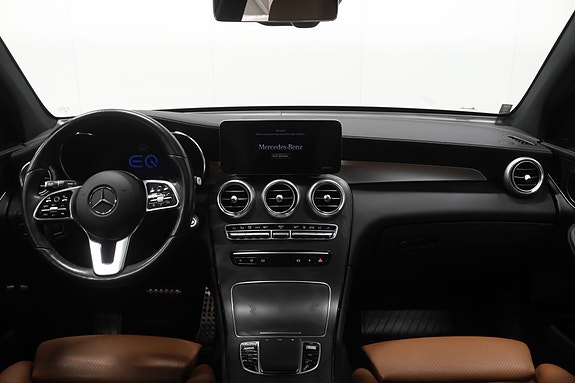 Mercedes-Benz GLC300 e 21 of 30