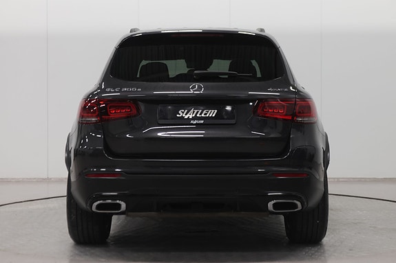 Mercedes-Benz GLC300 e 3 of 30