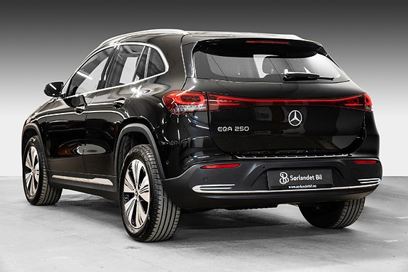 Mercedes-Benz EQA250 4 of 5