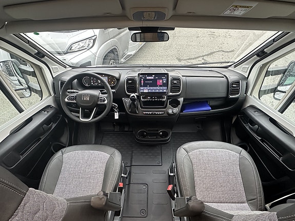 Adria CORAL PLUS 670 DL -  180HP, 4,4 tonn  Adaptiv ++++ 5 of 5