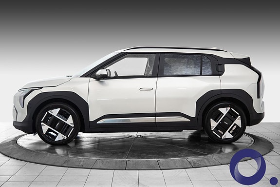 Kia EV3 2 of 5