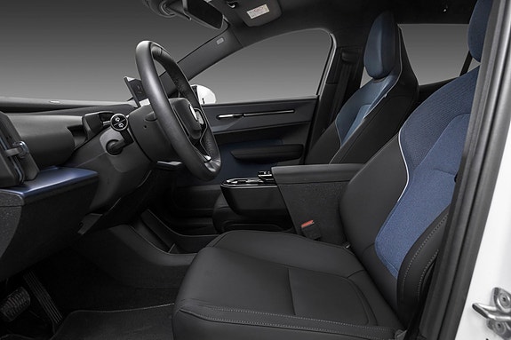 Volvo EX30 12 of 23