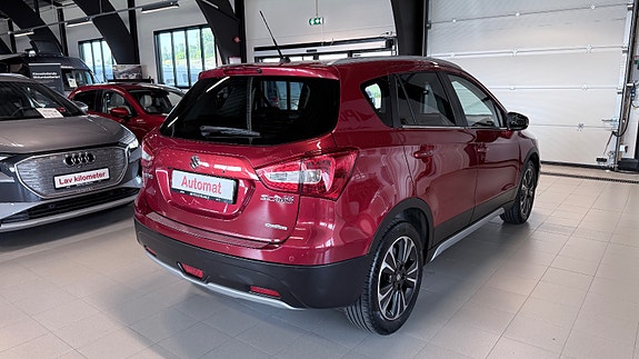 Suzuki SX4 S-Cross 5 of 5