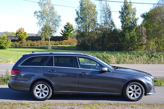 Mercedes-Benz E200 7 of 29
