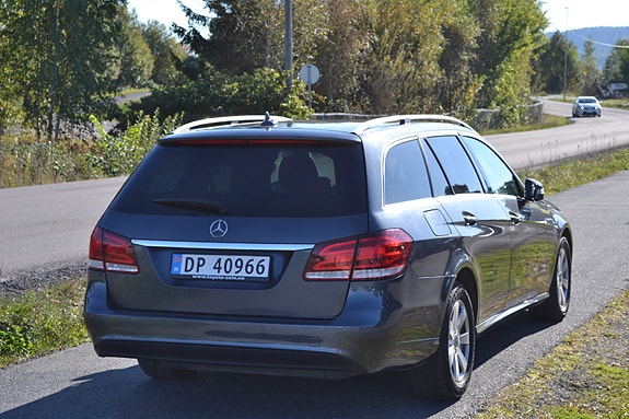 Mercedes-Benz E200 6 of 29