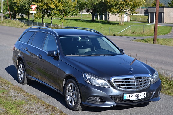 Mercedes-Benz E200 8 of 29