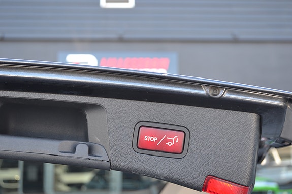 Mercedes-Benz E200 13 of 29