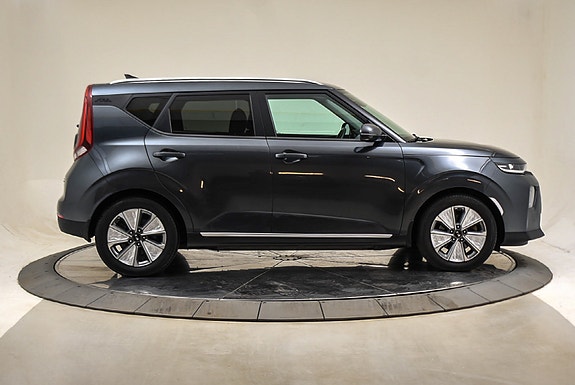 Kia e-Soul 3 of 5