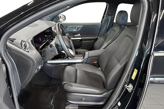 Mercedes-Benz EQA300 5 of 5