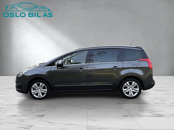 Peugeot 5008 3 of 5