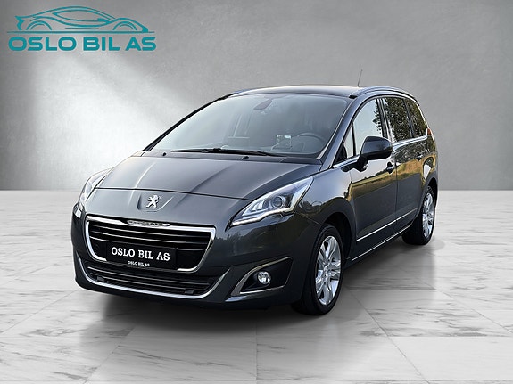 Peugeot 5008 2 of 5