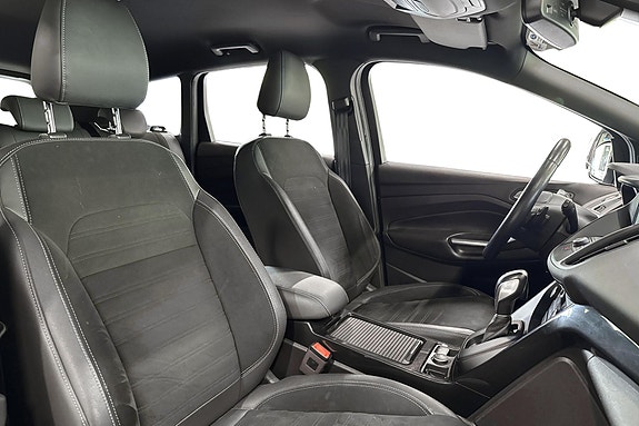 Ford Kuga 16 of 19