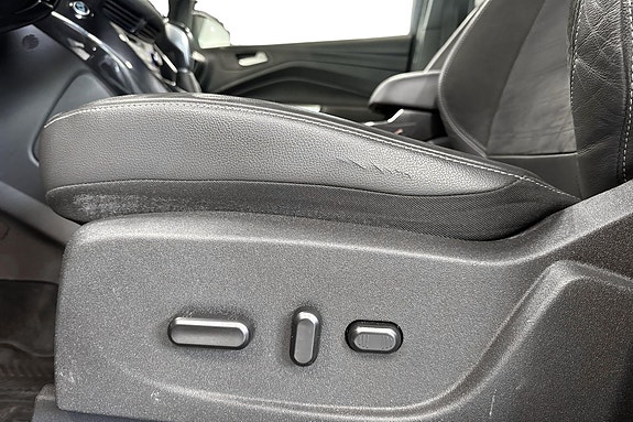 Ford Kuga 6 of 19