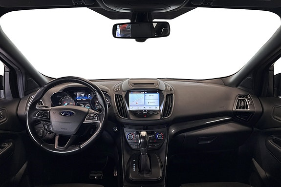 Ford Kuga 8 of 19