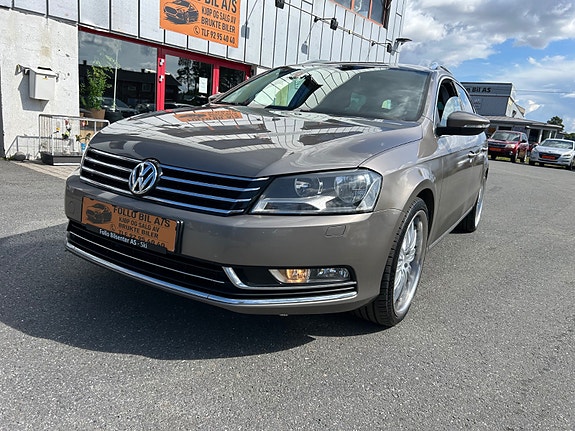 Volkswagen Passat 15 of 30