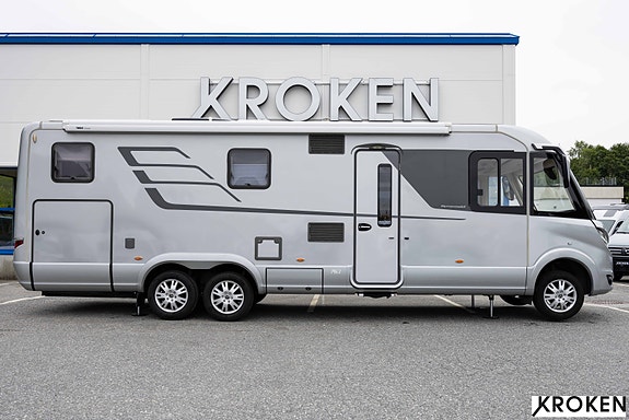 Hymer B880ML // Hydrauliske støtteben // AC i bodel // Litium // Solcelle +++ 5 of 5