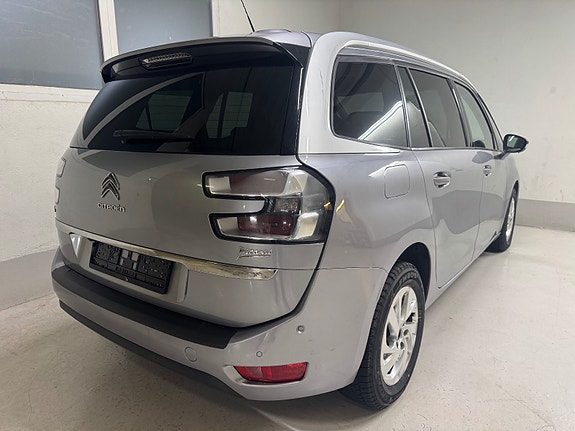 Citroen Grand C4 Picasso 4 of 28