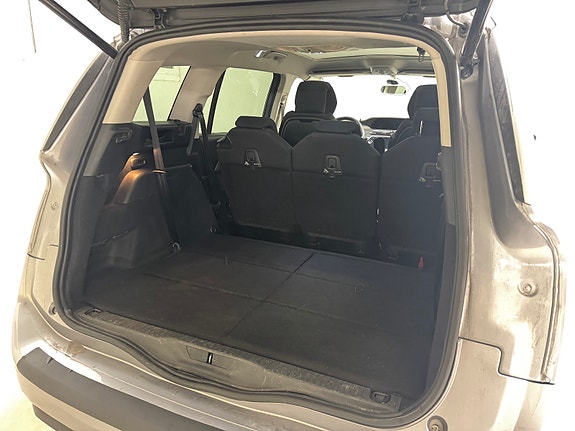 Citroen Grand C4 Picasso 28 of 28
