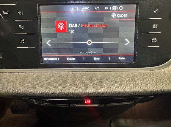 Citroen Grand C4 Picasso 19 of 28