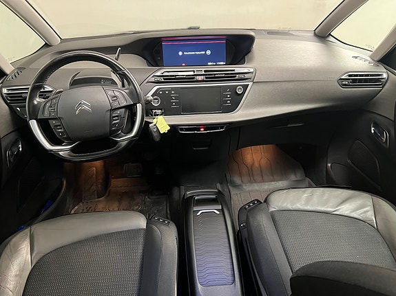 Citroen Grand C4 Picasso 22 of 28