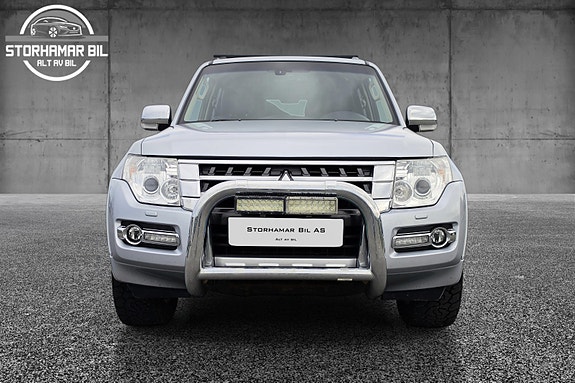 Mitsubishi Pajero 7 of 30