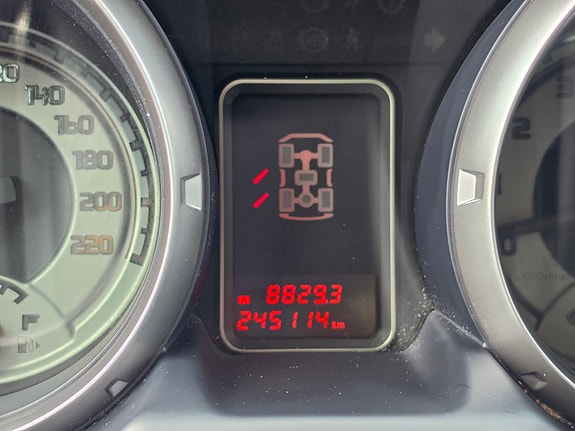 Mitsubishi Pajero 17 of 30