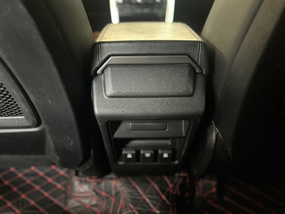 Land Rover Discovery Sport 16 of 30