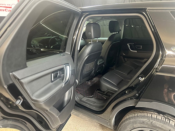 Land Rover Discovery Sport 13 of 30