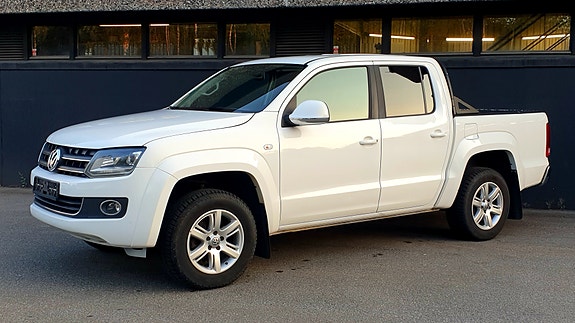 Volkswagen Amarok 3 of 5