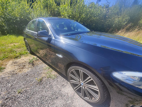 BMW 520d 3 of 15