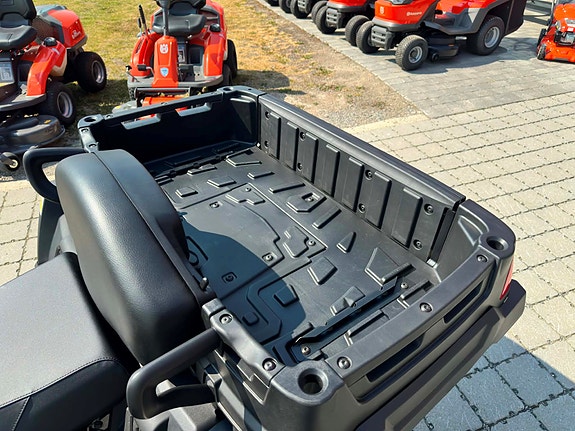 Polaris Sportsman X2 570 EPS SP Black Edition 9 of 15