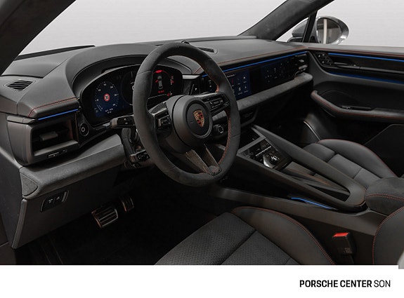 Porsche Macan 4 of 5