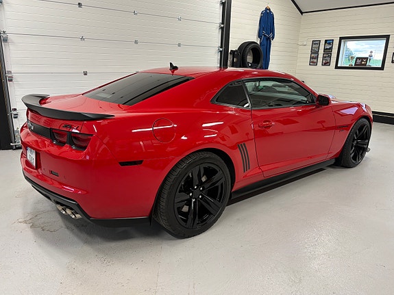 Chevrolet Camaro 26 of 30